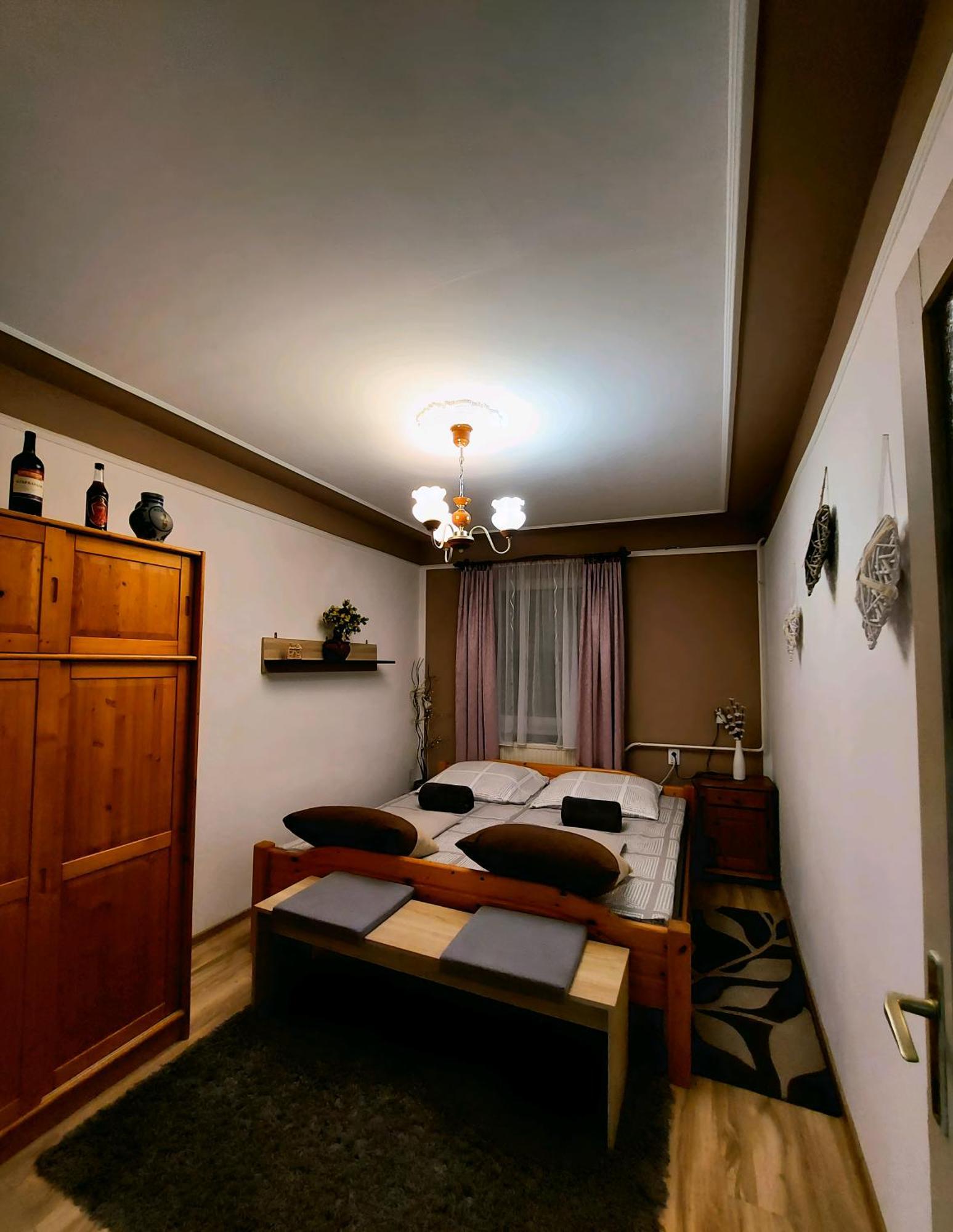 Kata Vendégház Sátoraljaújhely Esterno foto